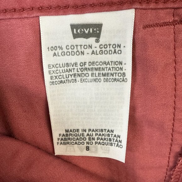 NWT Levi's Shorts Misses Size 8 Mid Rise Stretch Cuffed Cotton Cargo Denim W32 - Picture 11 of 14